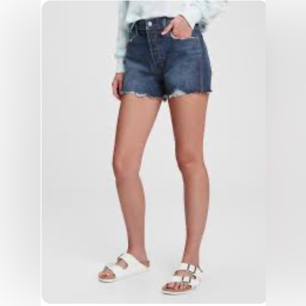NWT-GAP Indigo Jean Shorts 28W with FREE EUC Racer Back Tank Top - Medium